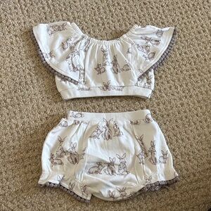 Kate Quinn Adorable Bunny Print Baby Outfit